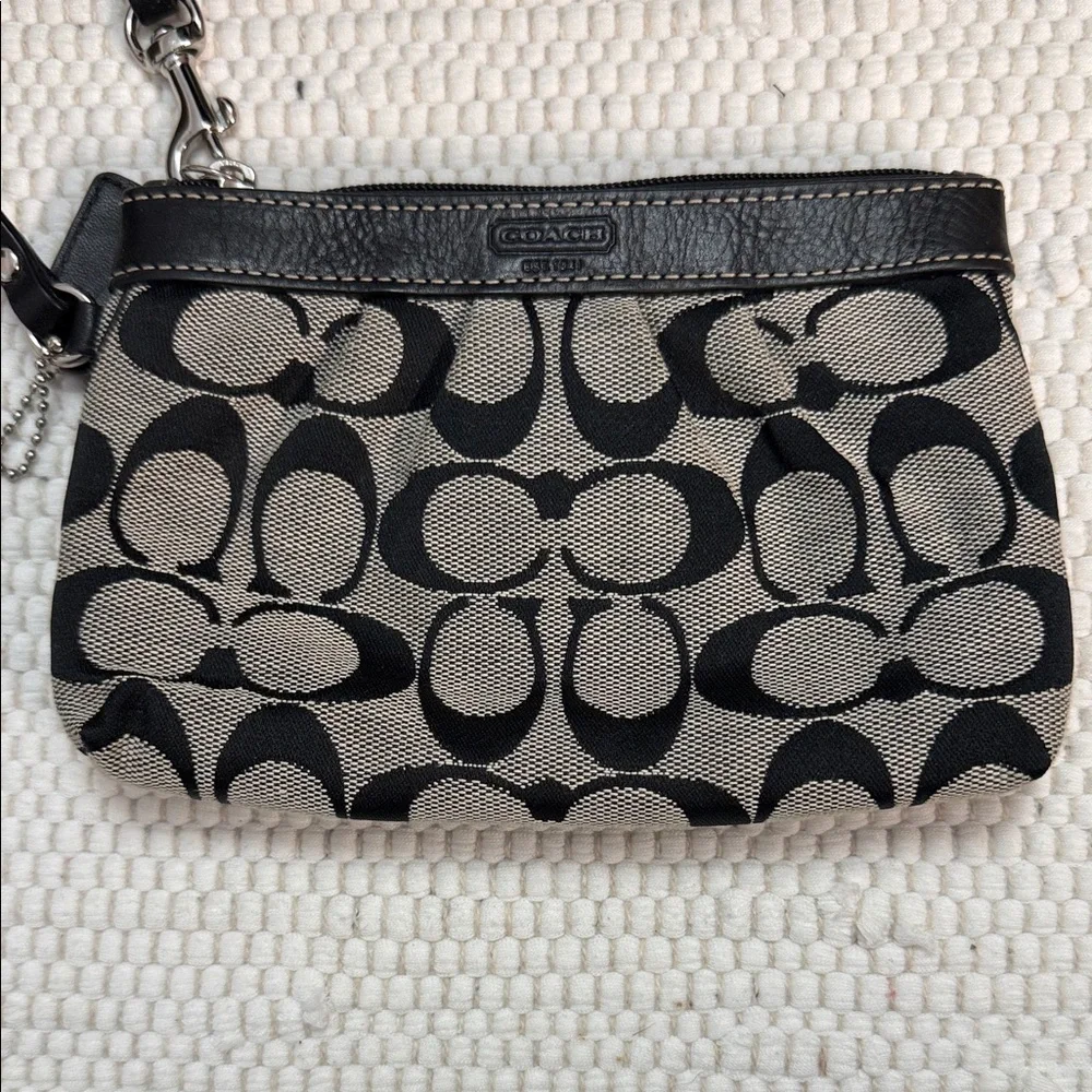 Coach Black and Cream Wristlet Clutch - Picture 2 of 5